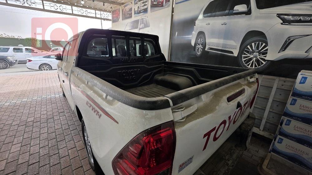 تويوتا هايلوكس